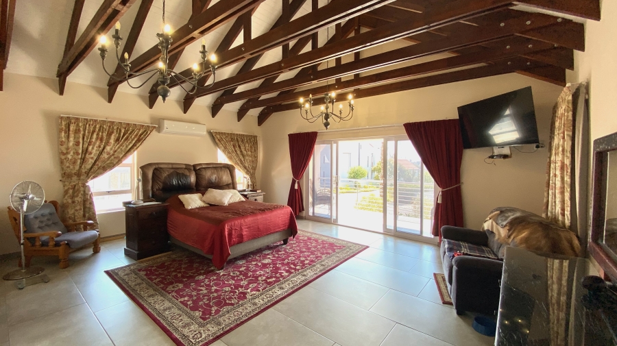 4 Bedroom Property for Sale in Port Owen Western Cape